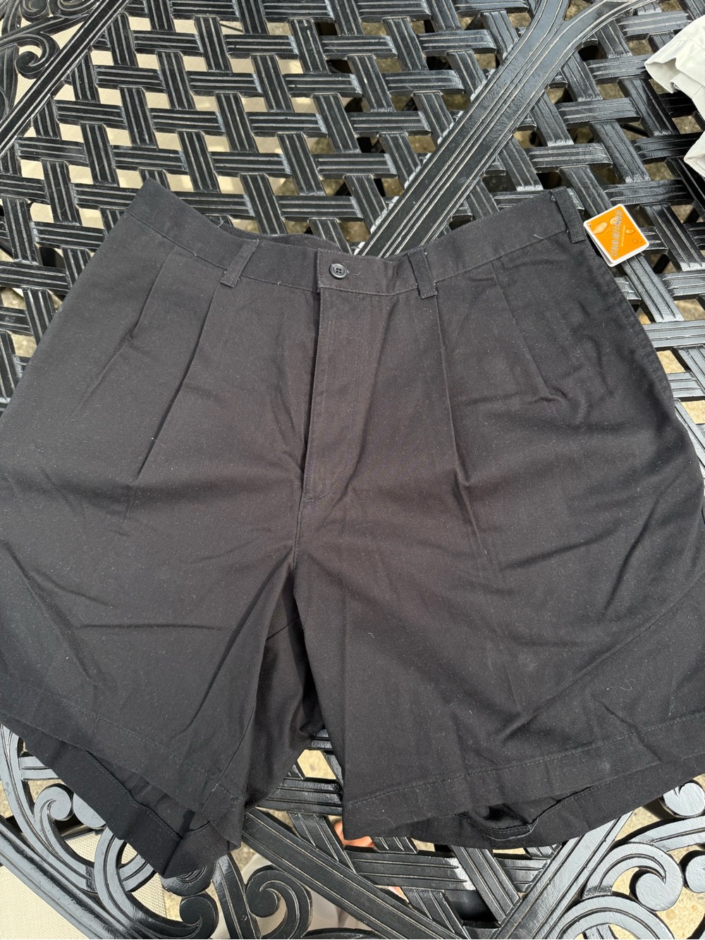 Dockers Men's Black Pleated Shorts